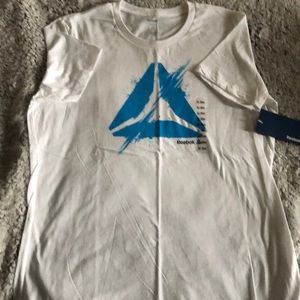 Reebok women’s t-shirt size xl slim